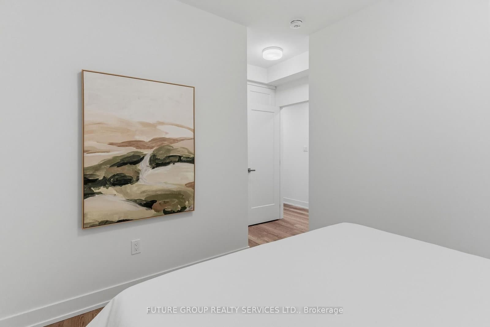 86 KENWOOD AVE in Toronto - Property View