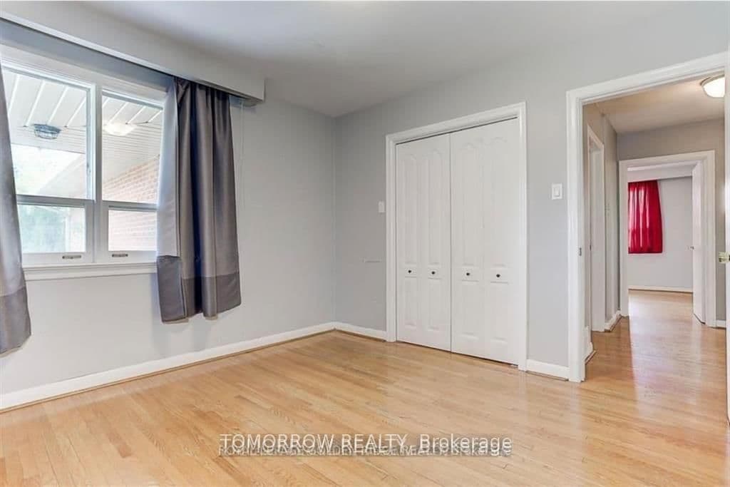 19 MOREWOOD CRES in Toronto - Property View