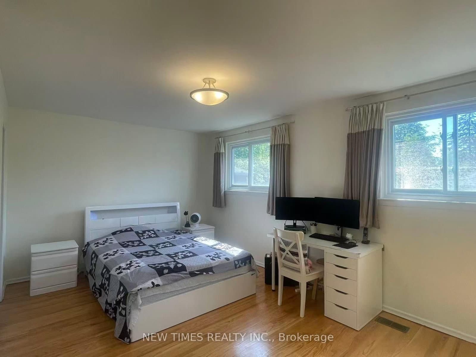 4 ASHSTEAD PL in Toronto - Property View