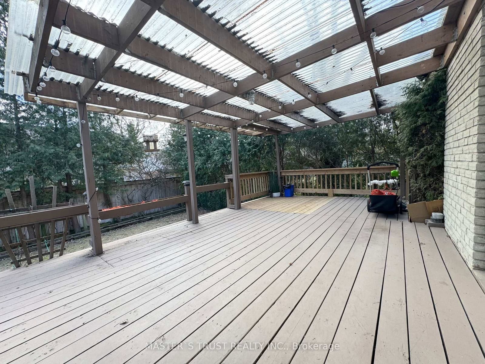 25 CHEVAL DR in Toronto - Property View