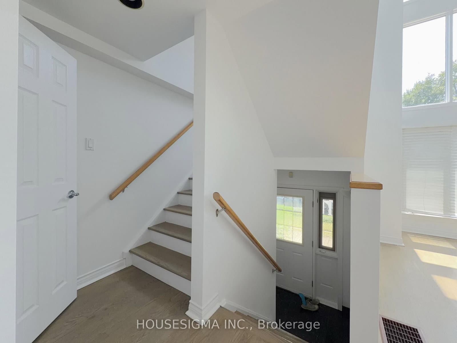 116 CRANBROOKE AVE in Toronto - Property View