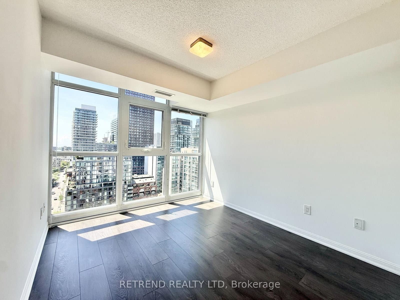 400 E ADELAIDE ST in Toronto - Property View