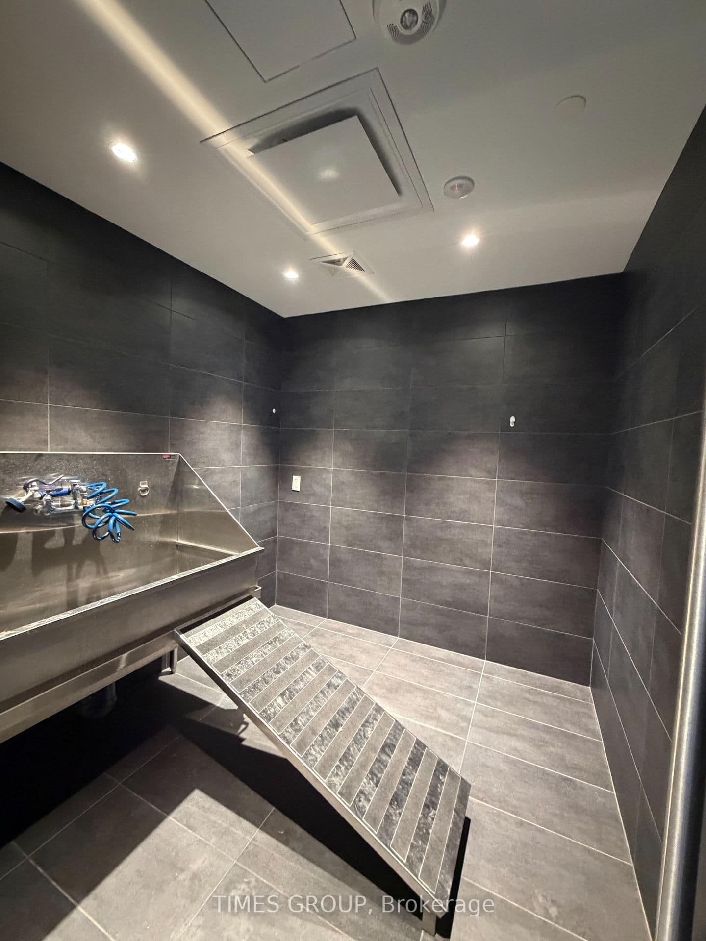 110 BROADWAY AVE in Toronto - Property View