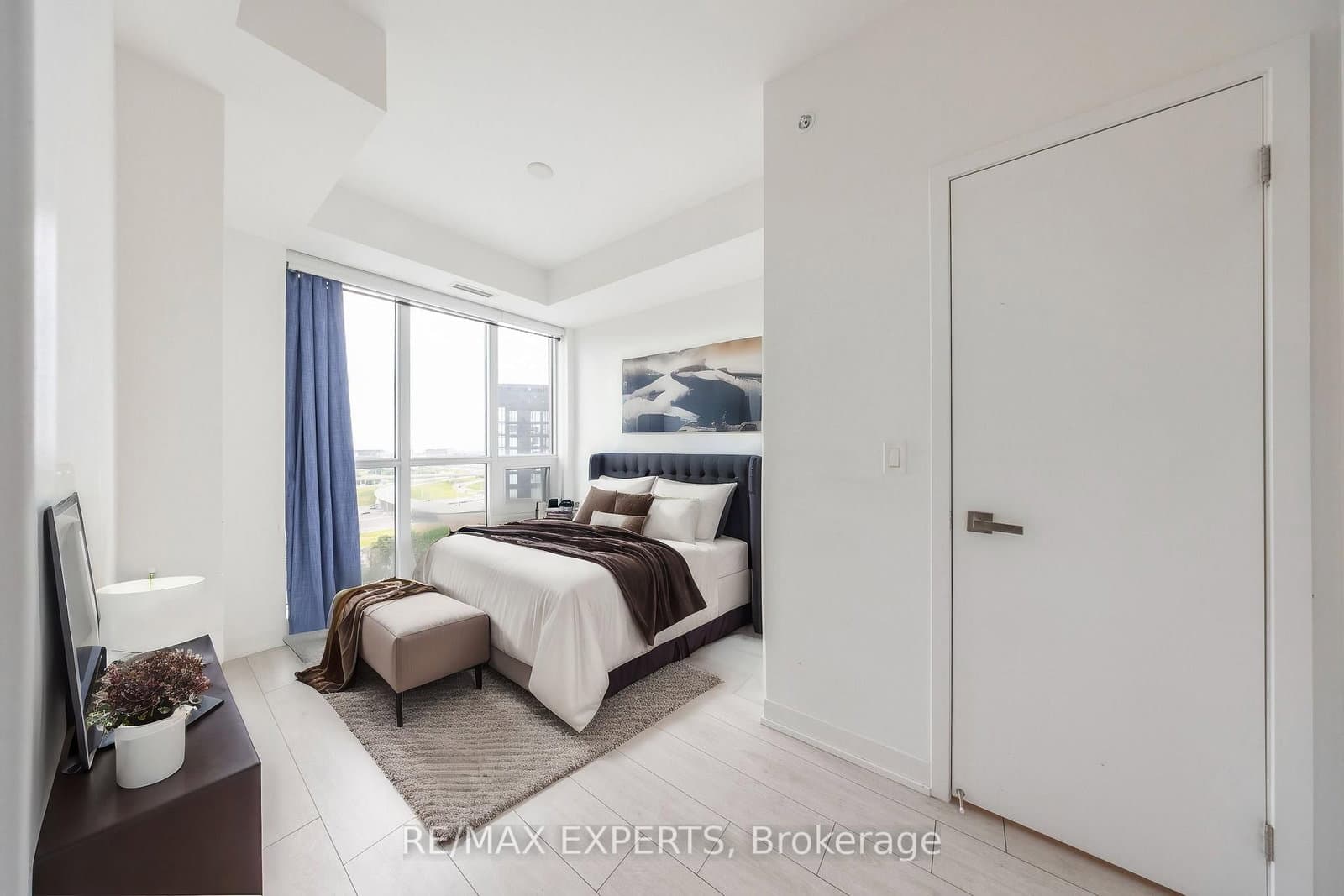 31 TIPPETT RD in Toronto - Property View