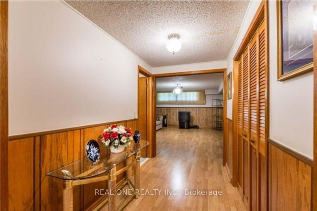 114 PALMERSTON AVE in Toronto