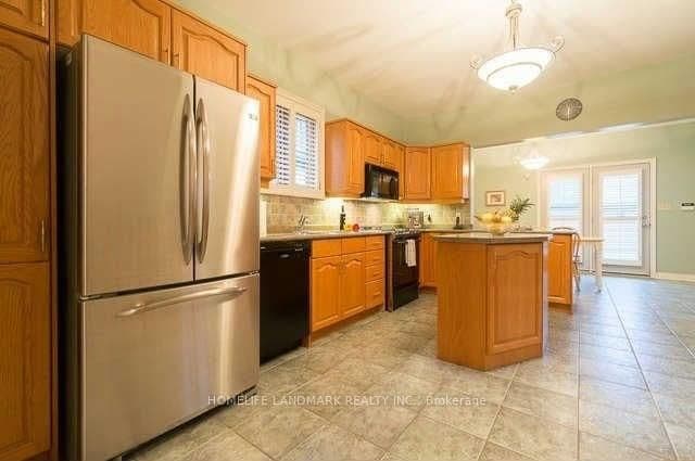 231 CLINTON ST in Toronto - Property View