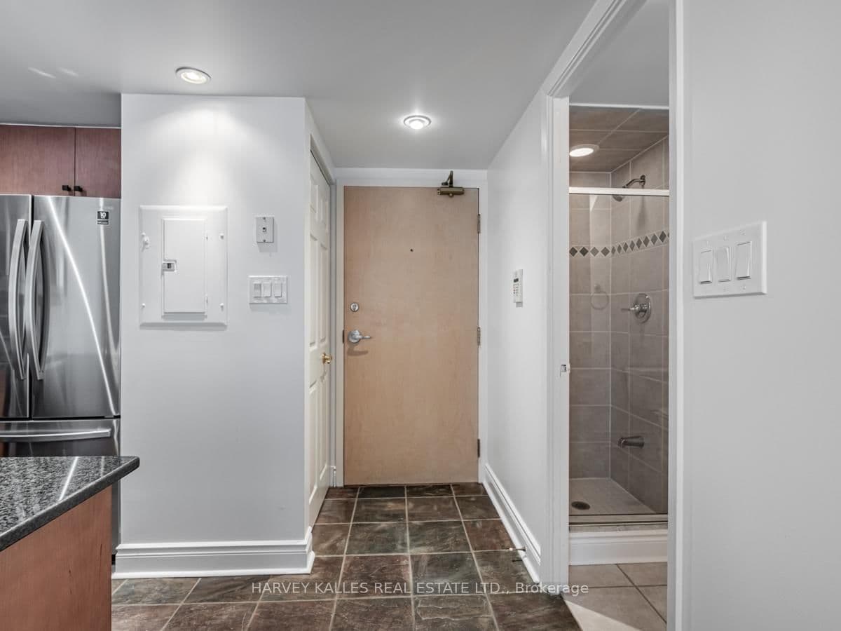 80 CUMBERLAND ST in Toronto - Property View