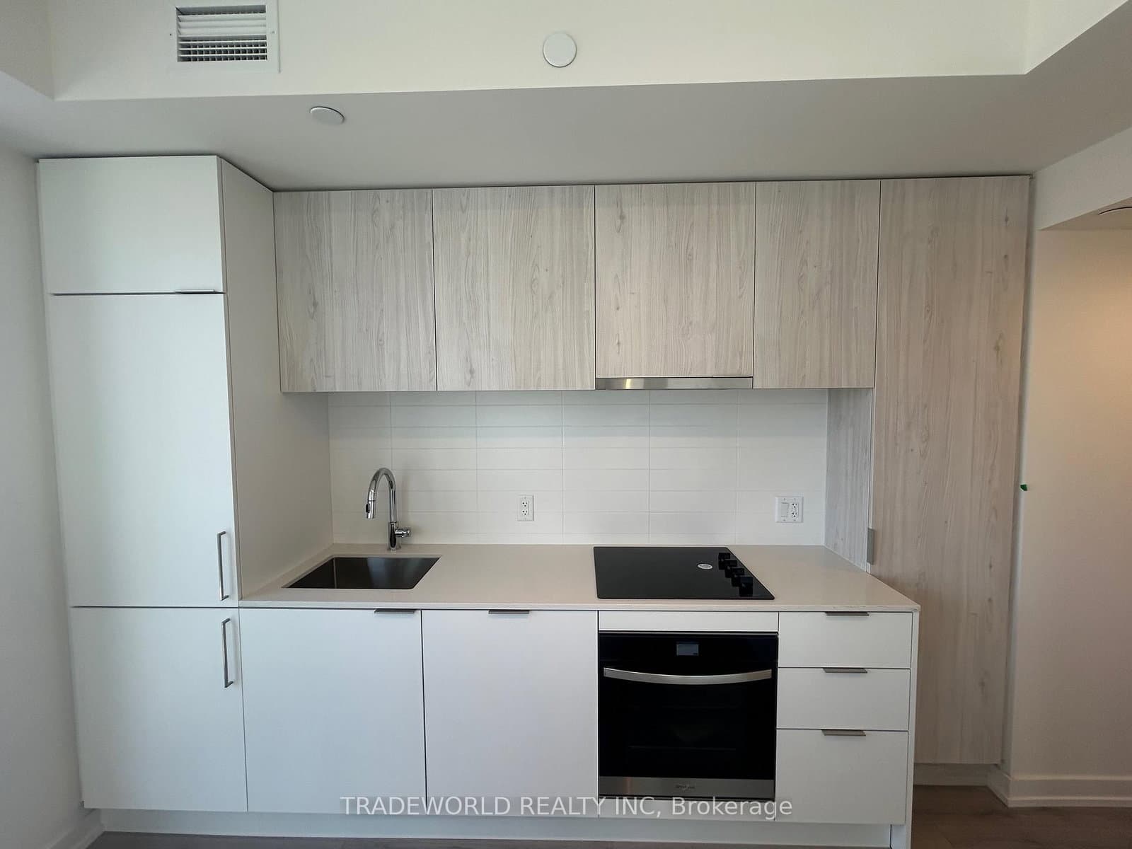 89 CHURCH ST in Toronto - Property View