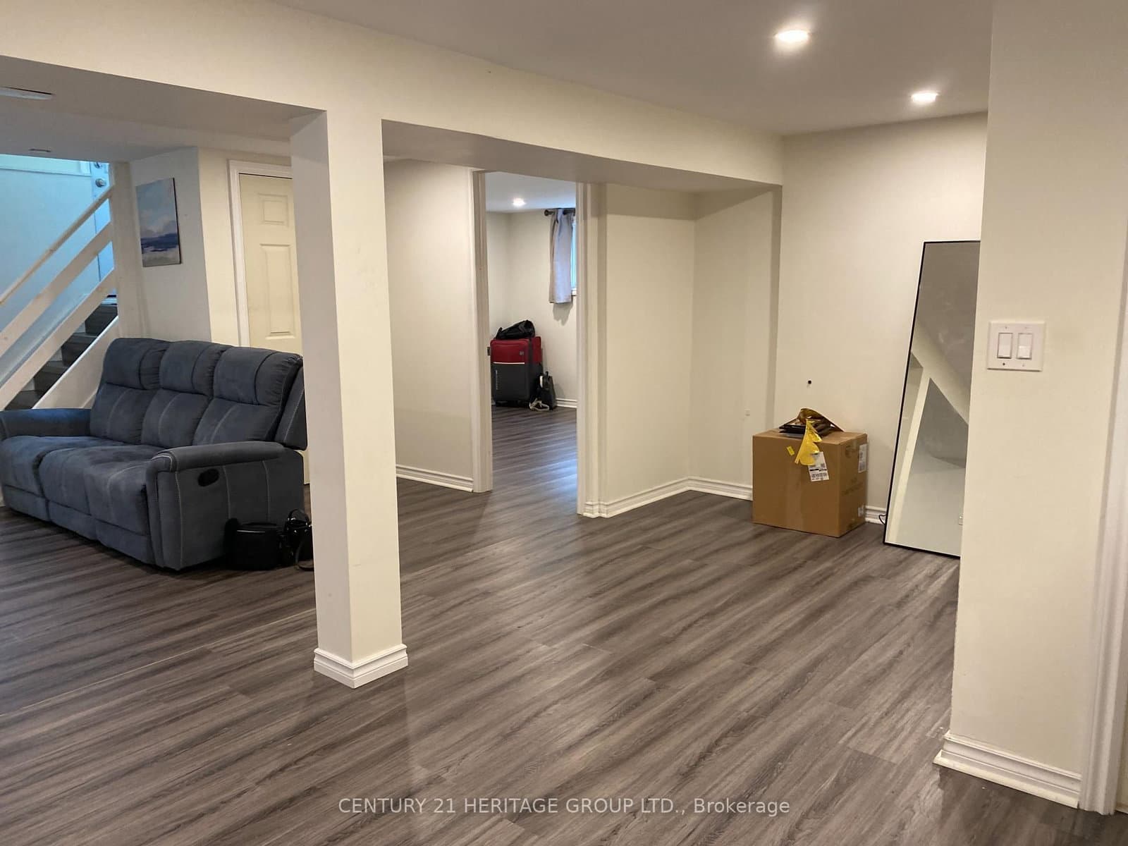 17 GAILONG CRT in Toronto - Property View