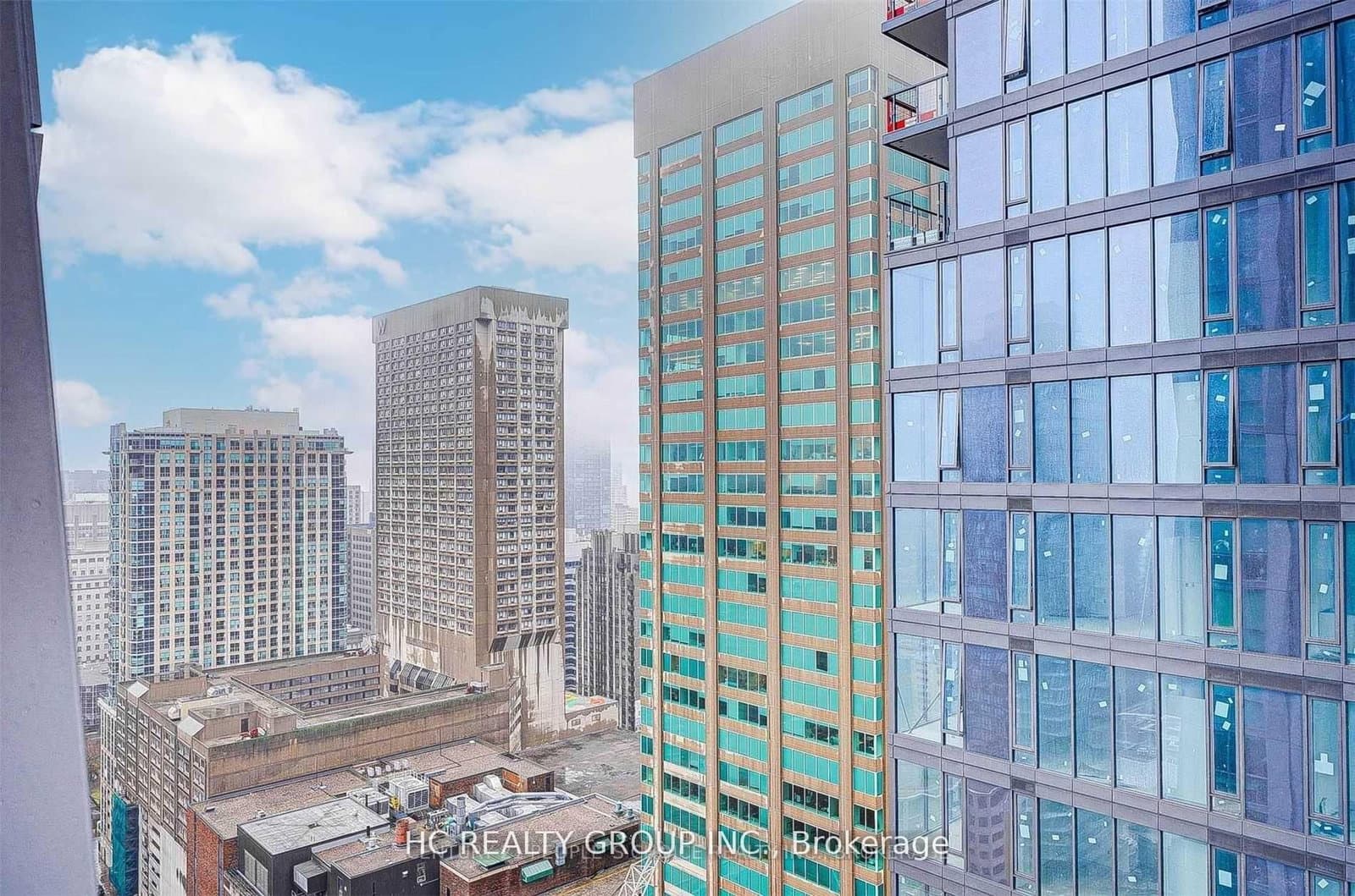 1 YORKVILLE AVE in Toronto - Property View