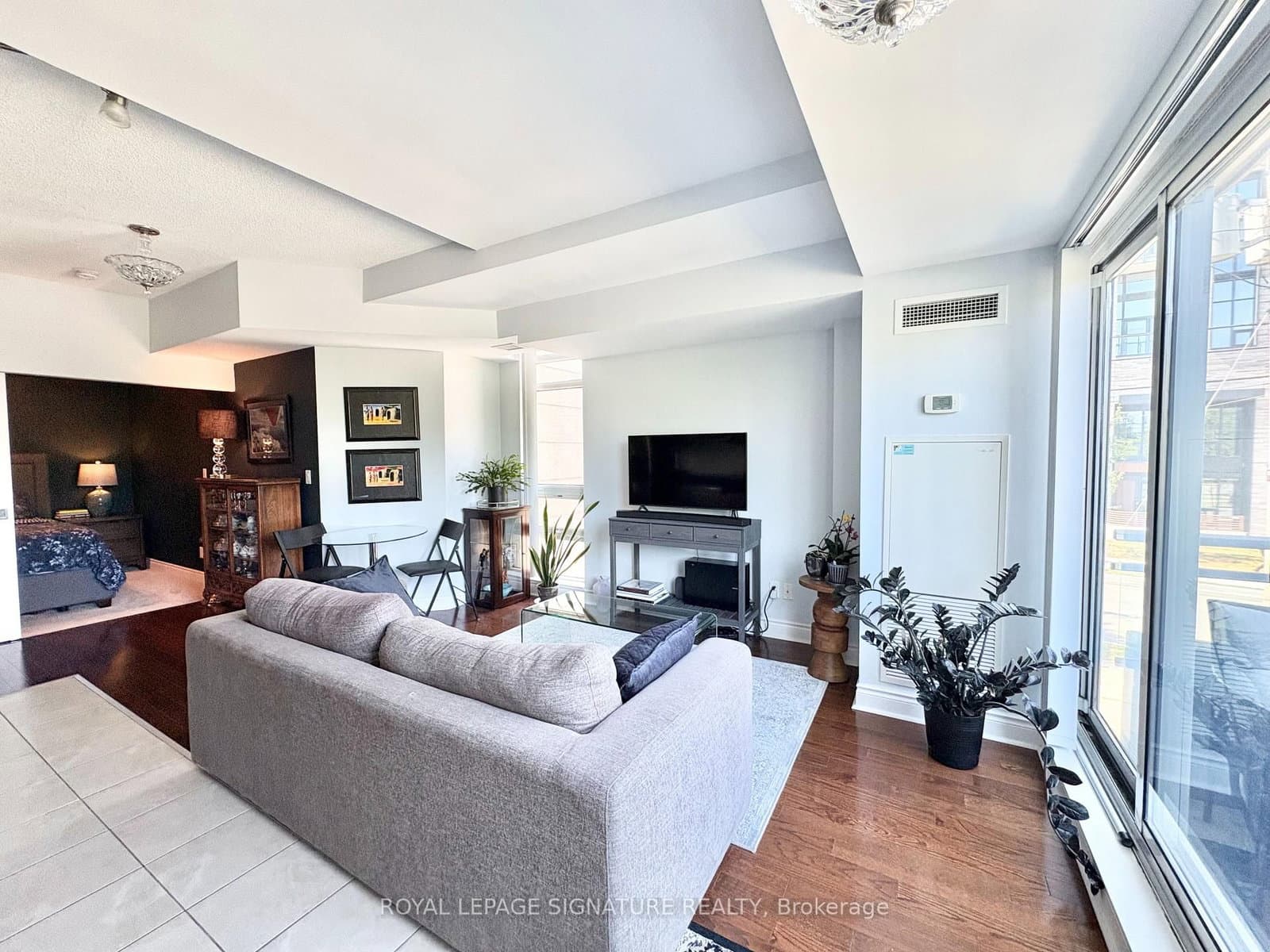 31 OLIVE AVE in Toronto - Property View