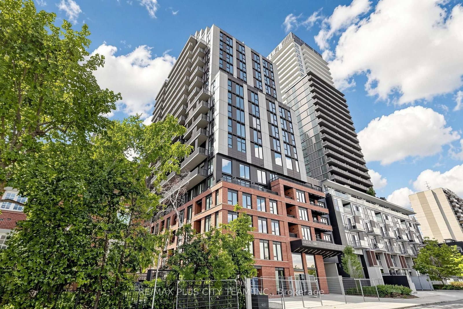 109 ERSKINE AVE in Toronto - Property View