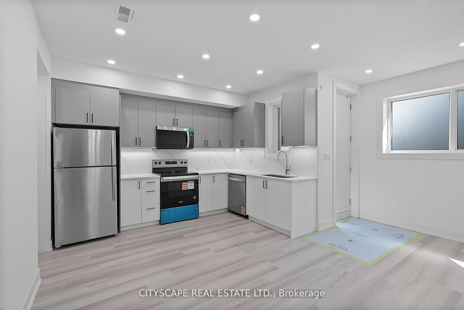 591 OAKWOOD AVE in Toronto - Property View