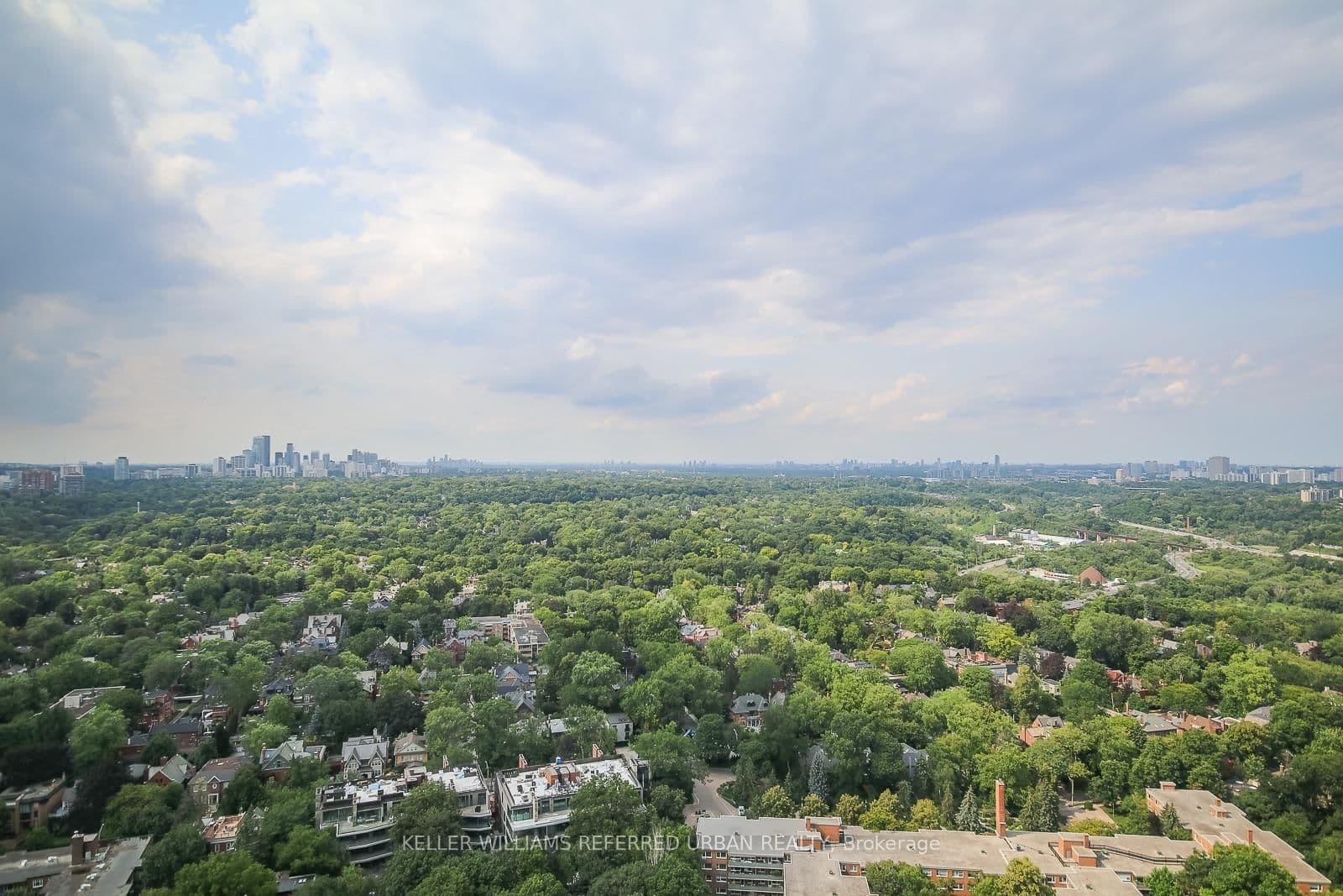 575 E BLOOR ST in Toronto - Property View