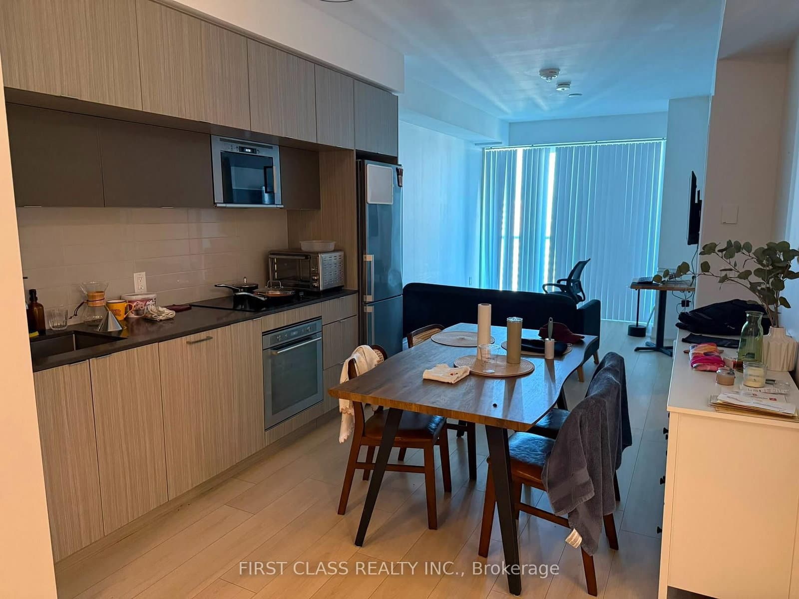 575 BLOOR ST in Toronto - Property View