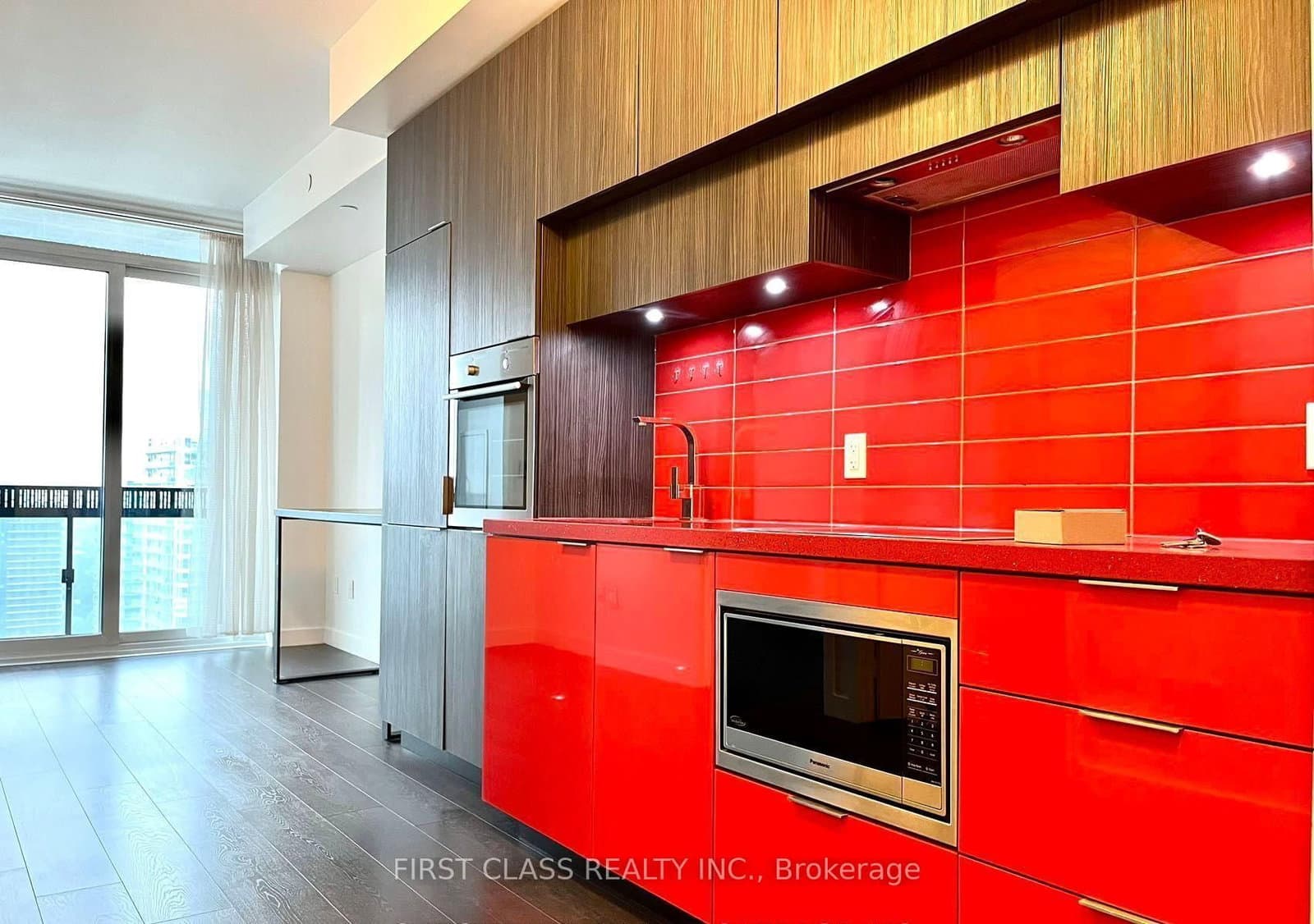 8 E EGLINTON AVE in Toronto - Property View