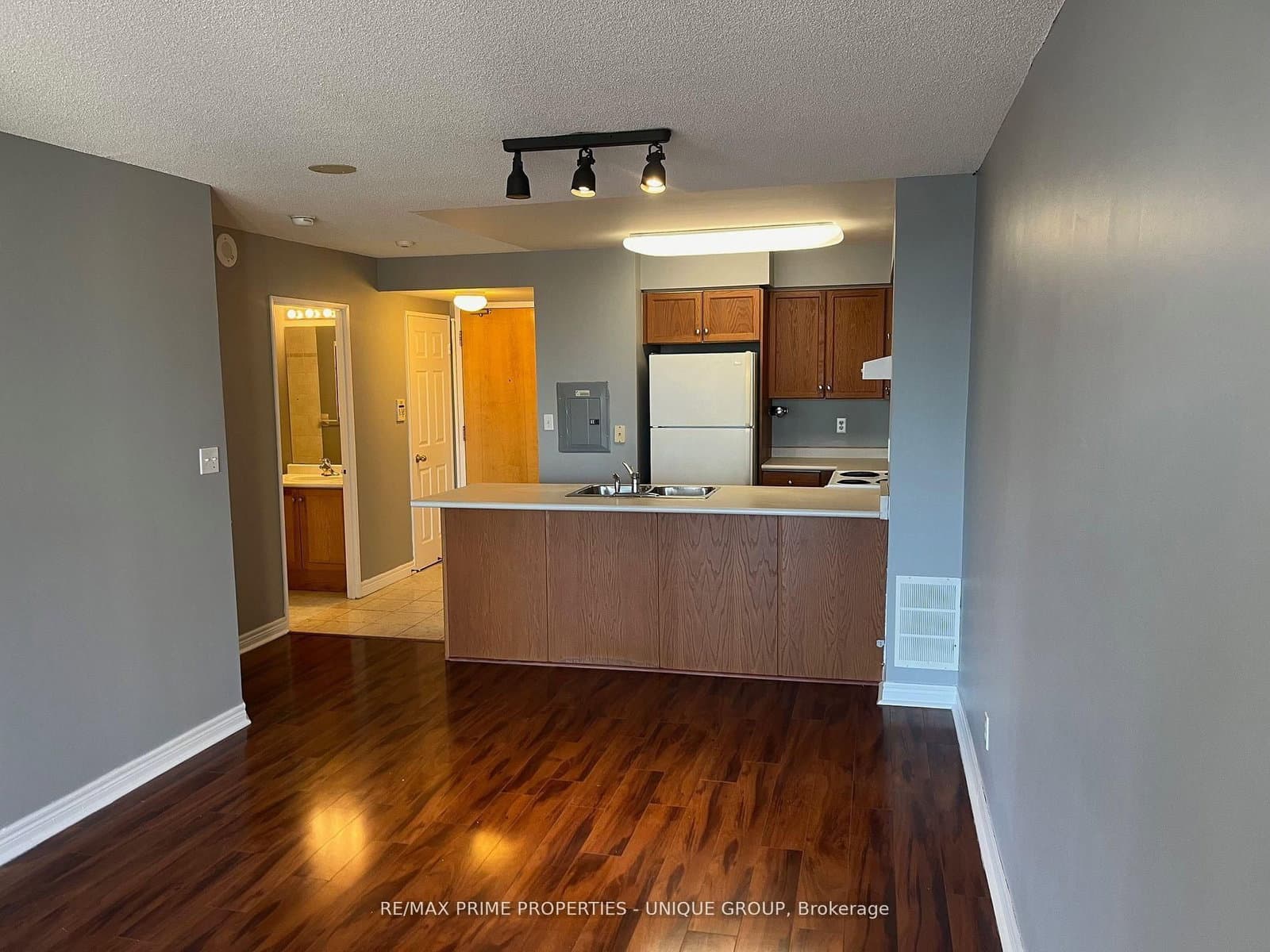 43 E EGLINTON AVE in Toronto - Property View