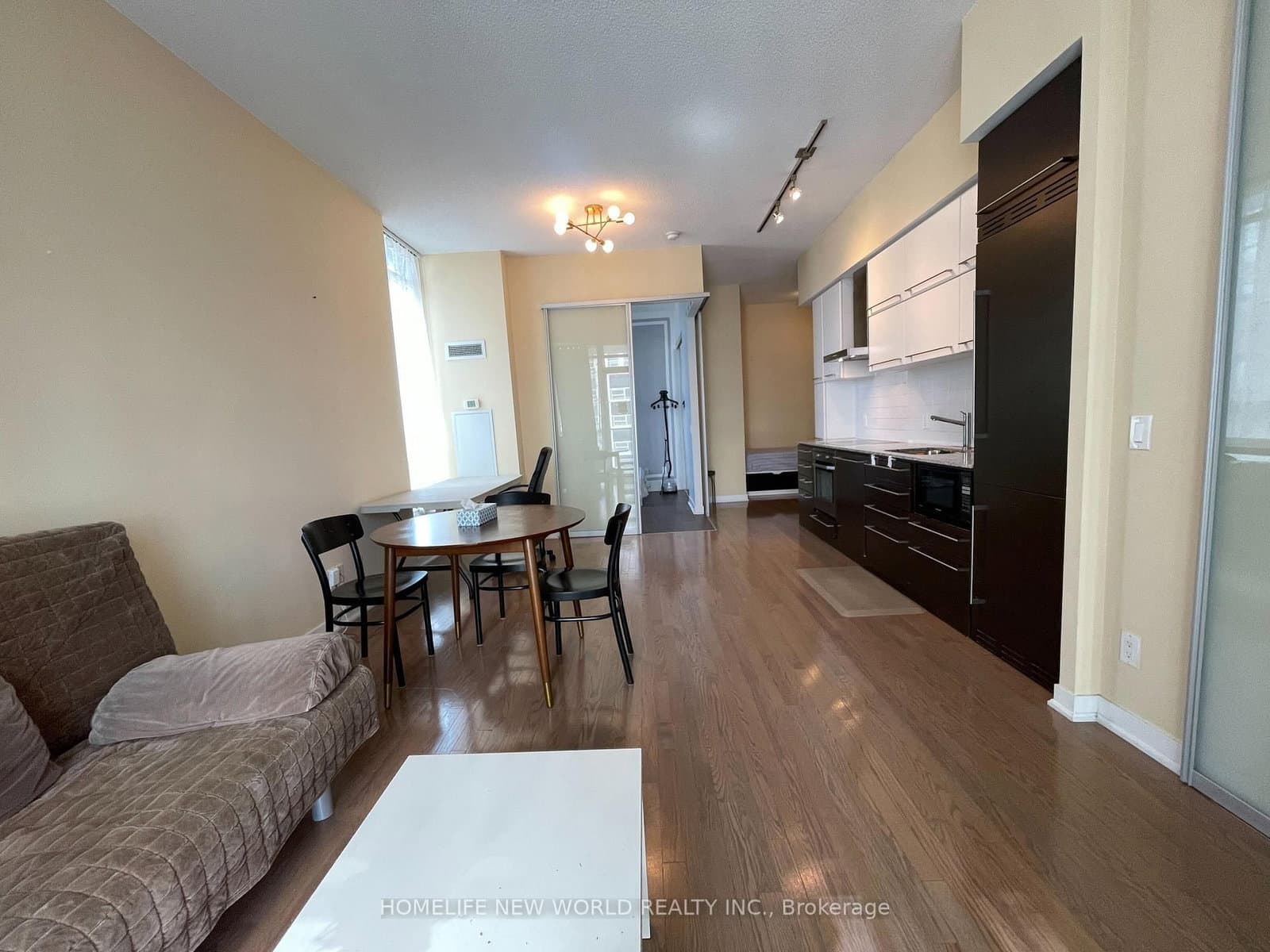 770 BAY ST in Toronto - Property View