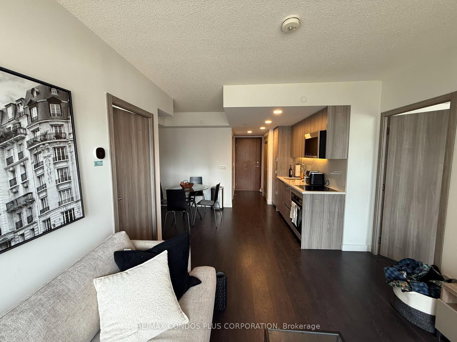 38 WIDMER ST in Toronto - Property View