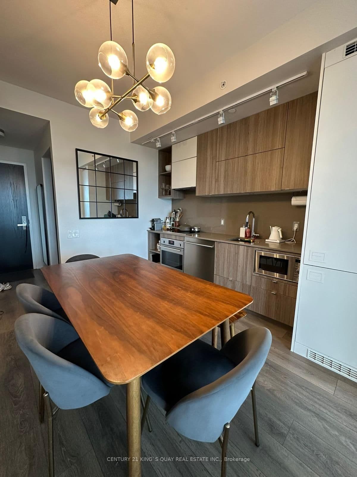 125 PETER ST in Toronto - Property View