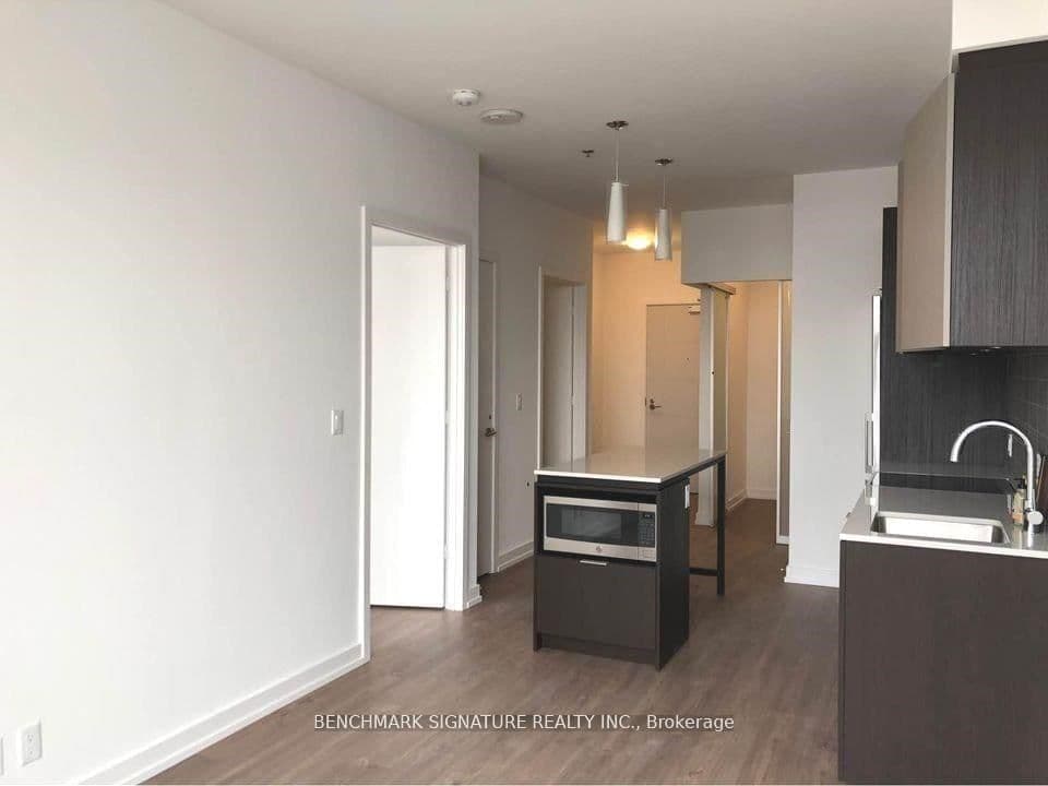 203 COLLEGE ST in Toronto - Property View