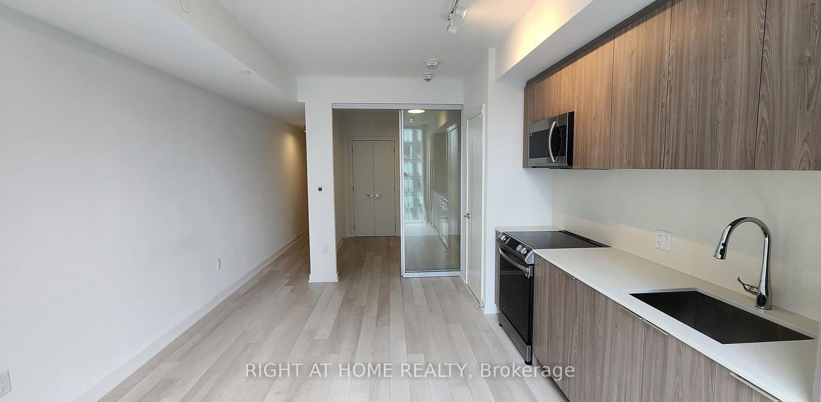 357 W KING ST ST in Toronto - Property View