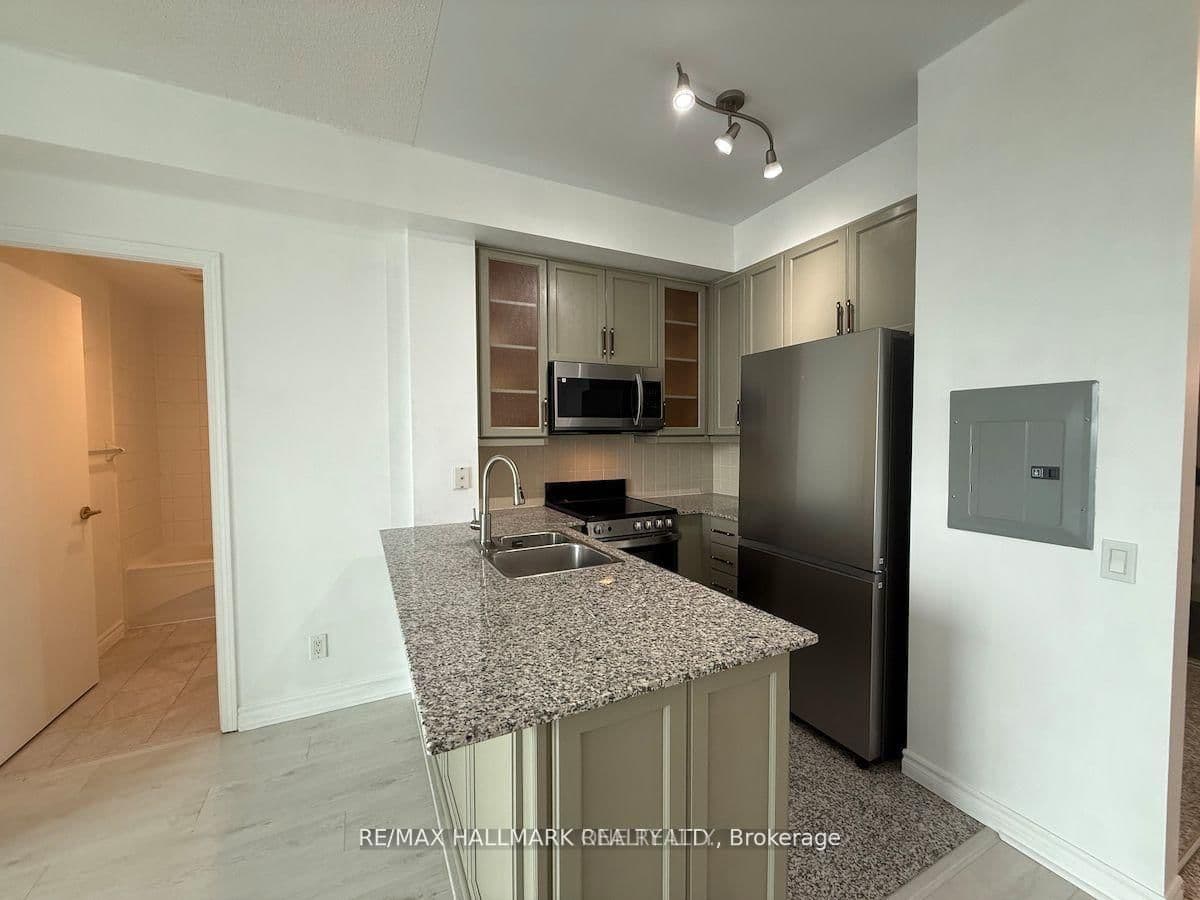 60 BYNG AVE in Toronto - Property View