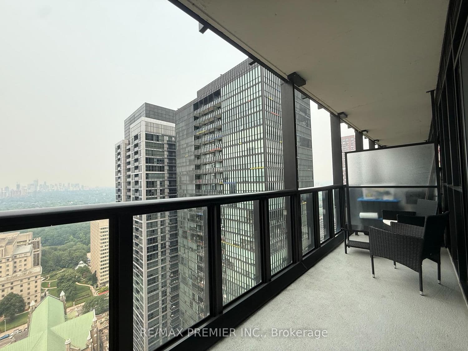 101 E CHARLES ST in Toronto - Property View
