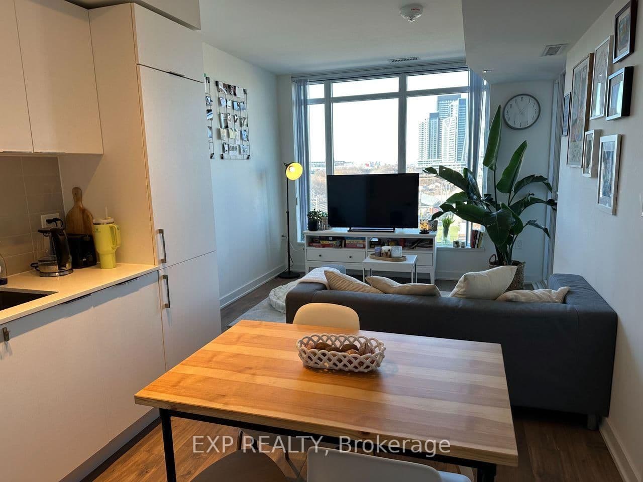 27 BATHURST ST in Toronto - Property View