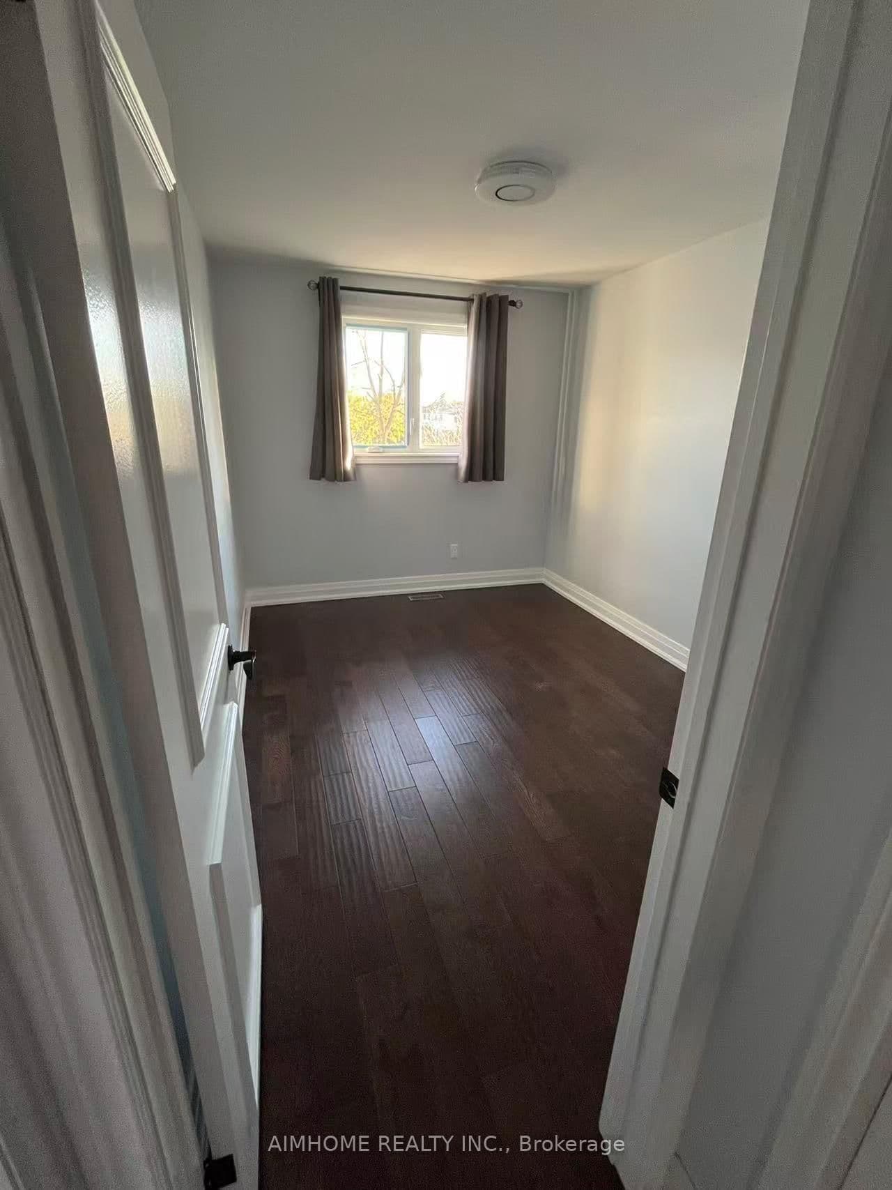 58 PLUMBROOK CRES in Toronto - Property View