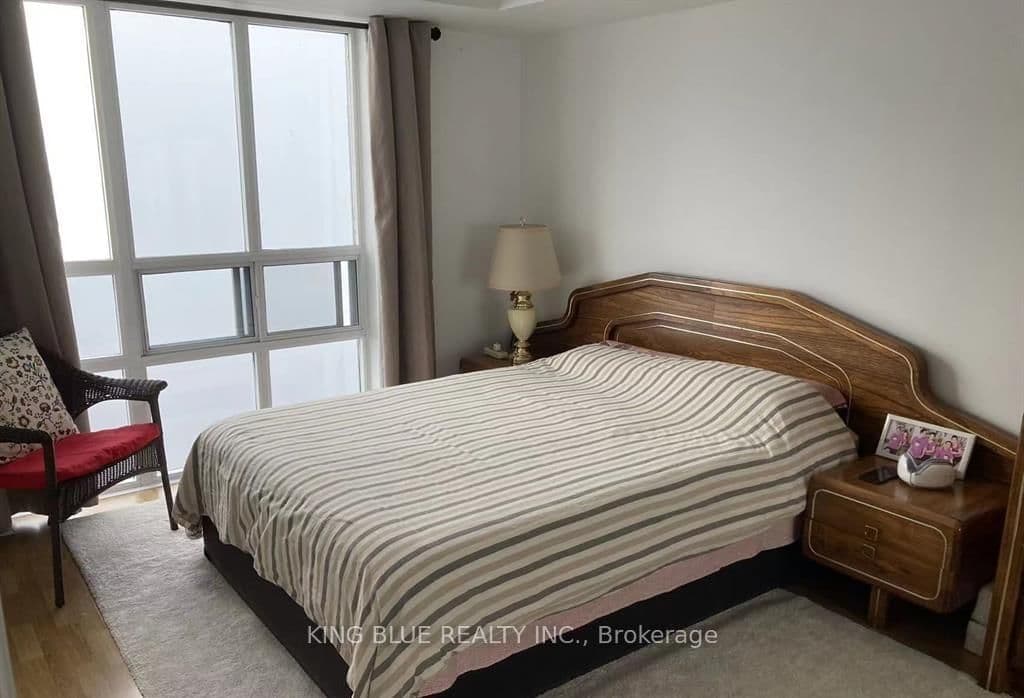 18 MONDEO DR in Toronto - Property View