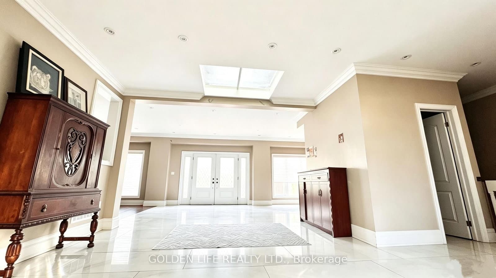 33 S MARINE DR in Toronto - Property View