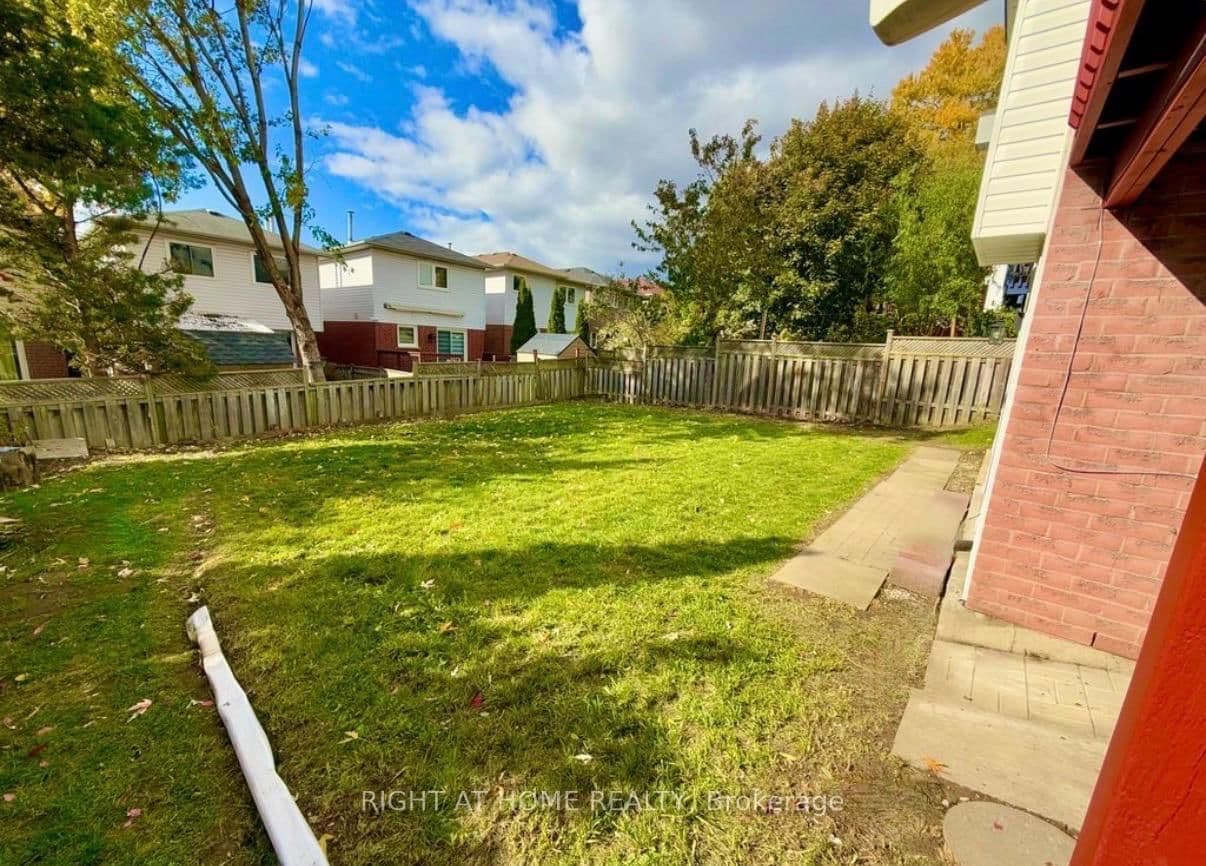 942 PORT UNION RD in Toronto - Property View