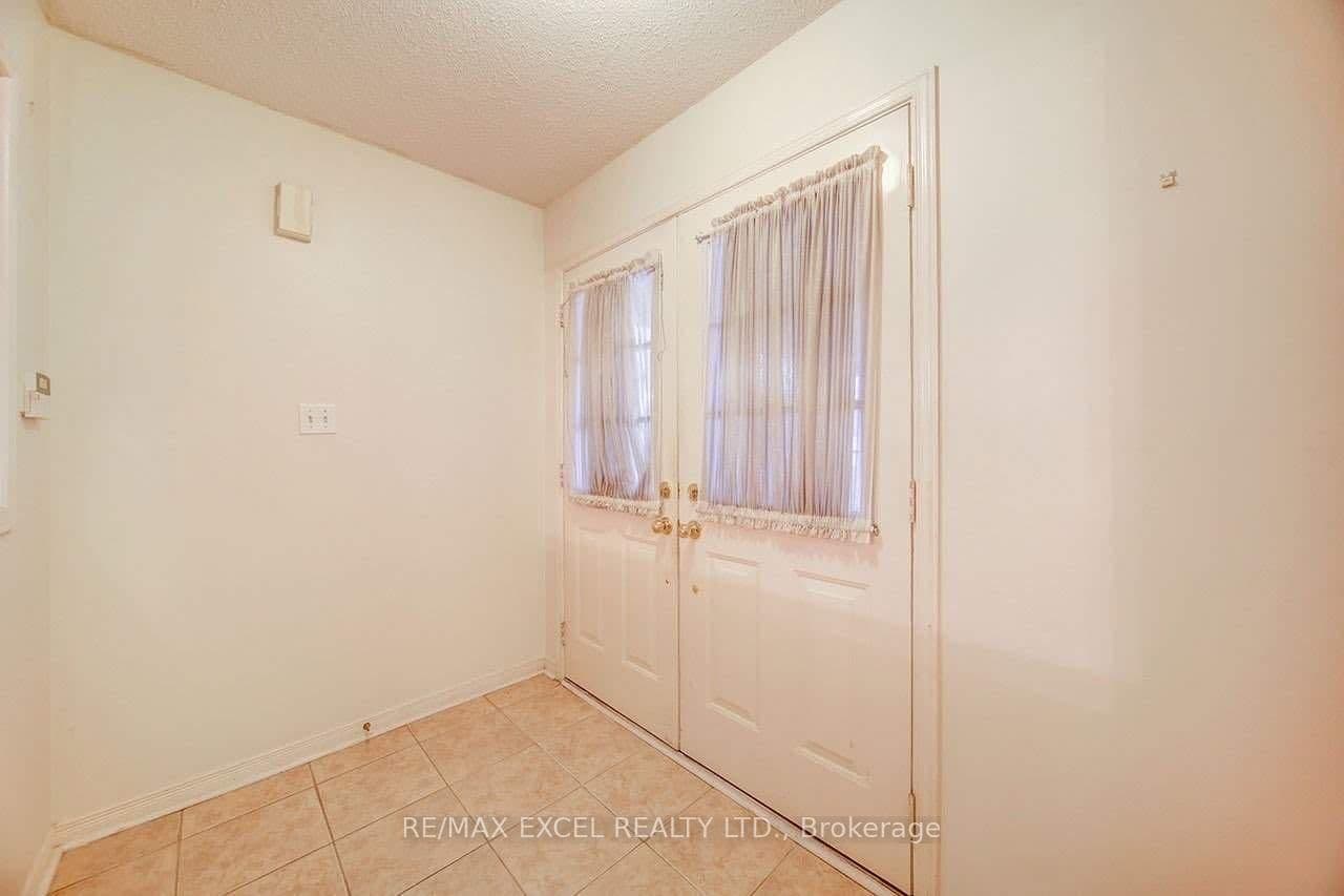 175 SHEPTON WAY in Toronto - Property View