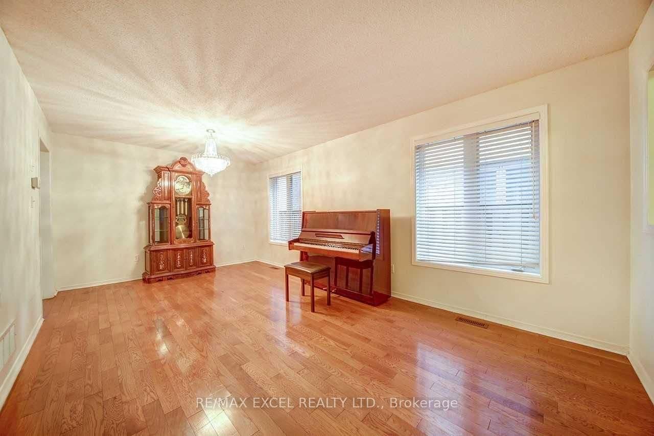 175 SHEPTON WAY in Toronto - Property View