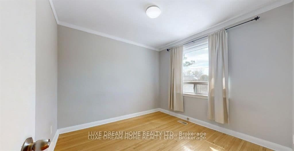 16 PERIVALE CRES in Toronto - Property View