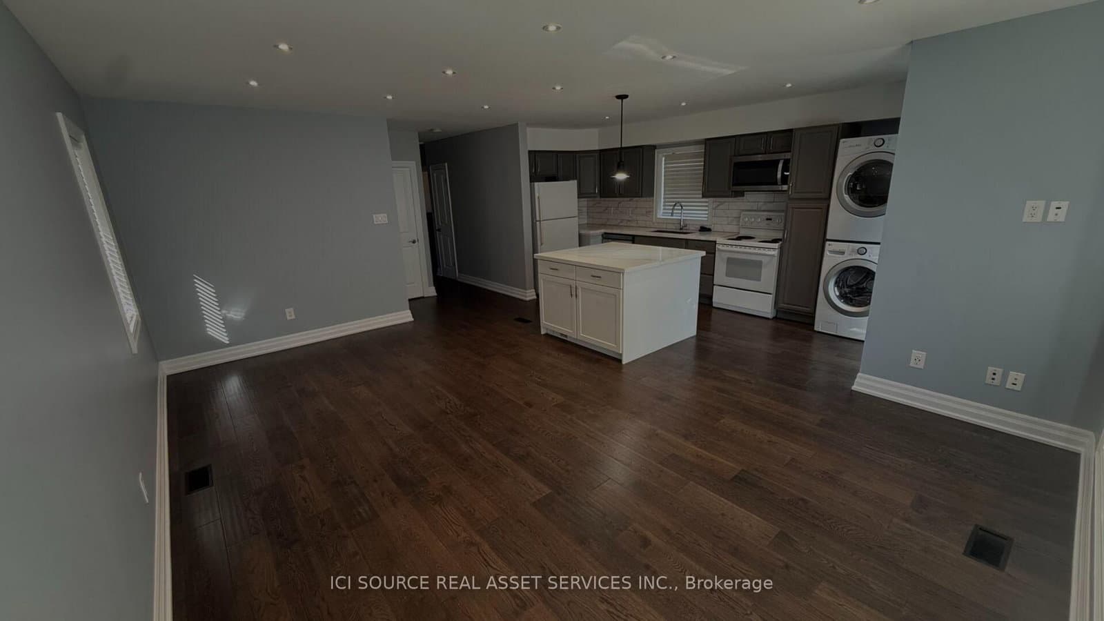 17 HUBERT AVE in Toronto - Property View