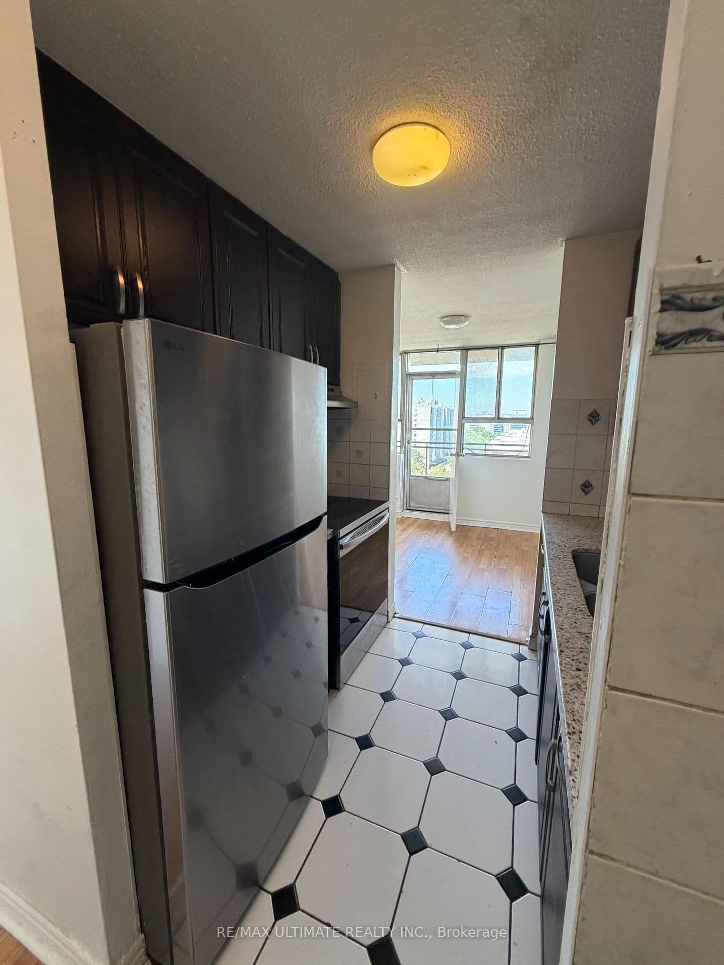 1950 KENNEDY RD in Toronto - Property View