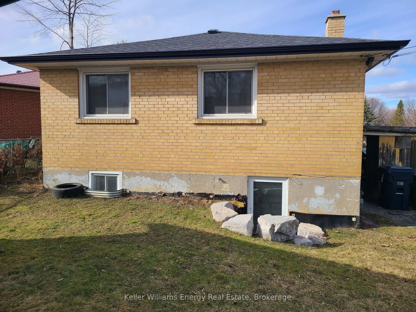 16 RINTELLA CRT in Toronto - Property View