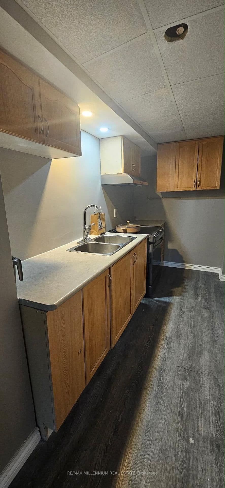 1111 ASHGROVE CRES in Oshawa - Property View