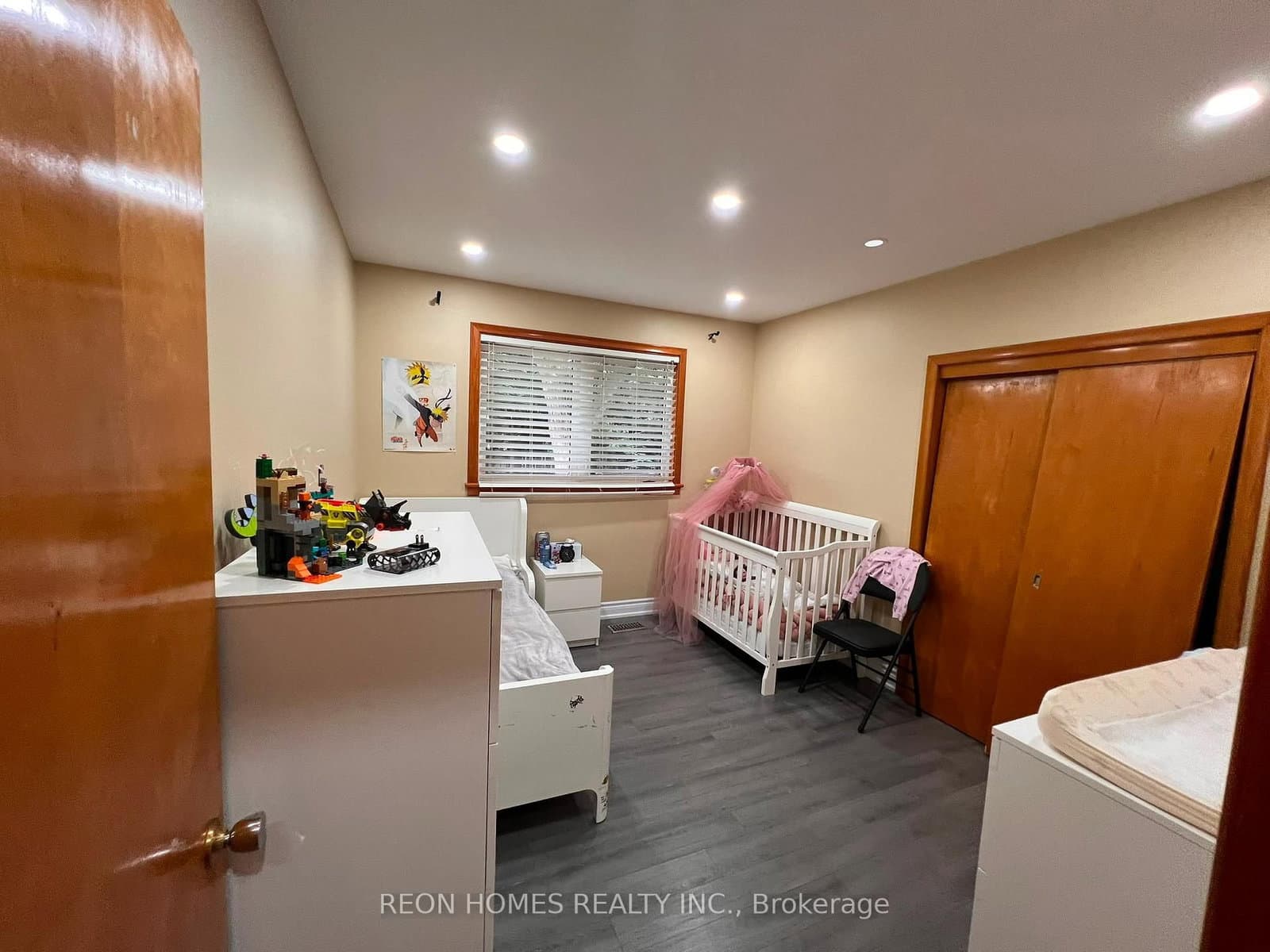 317 FAREWELL ST in Oshawa - Property View