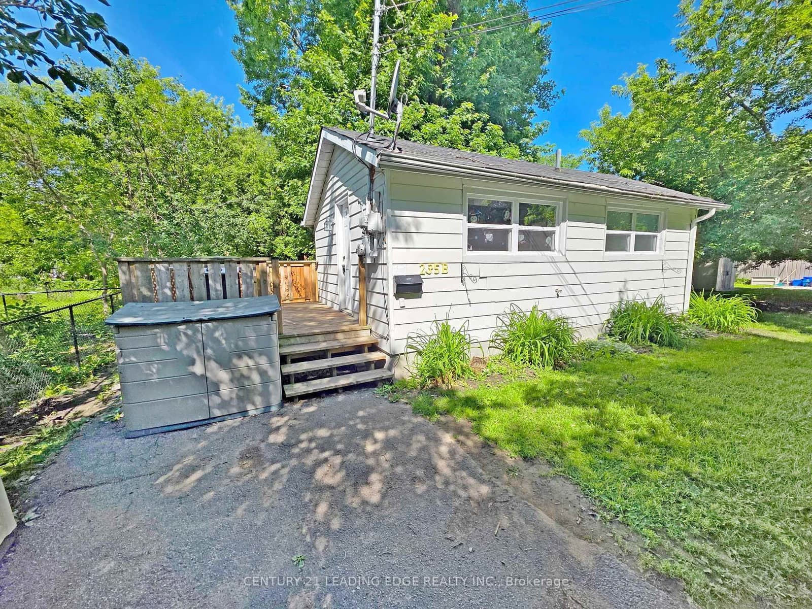 235 BAYVIEW AVE in Georgina - Property View