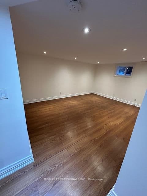 311 THIRTIETH ST in Toronto - Property View