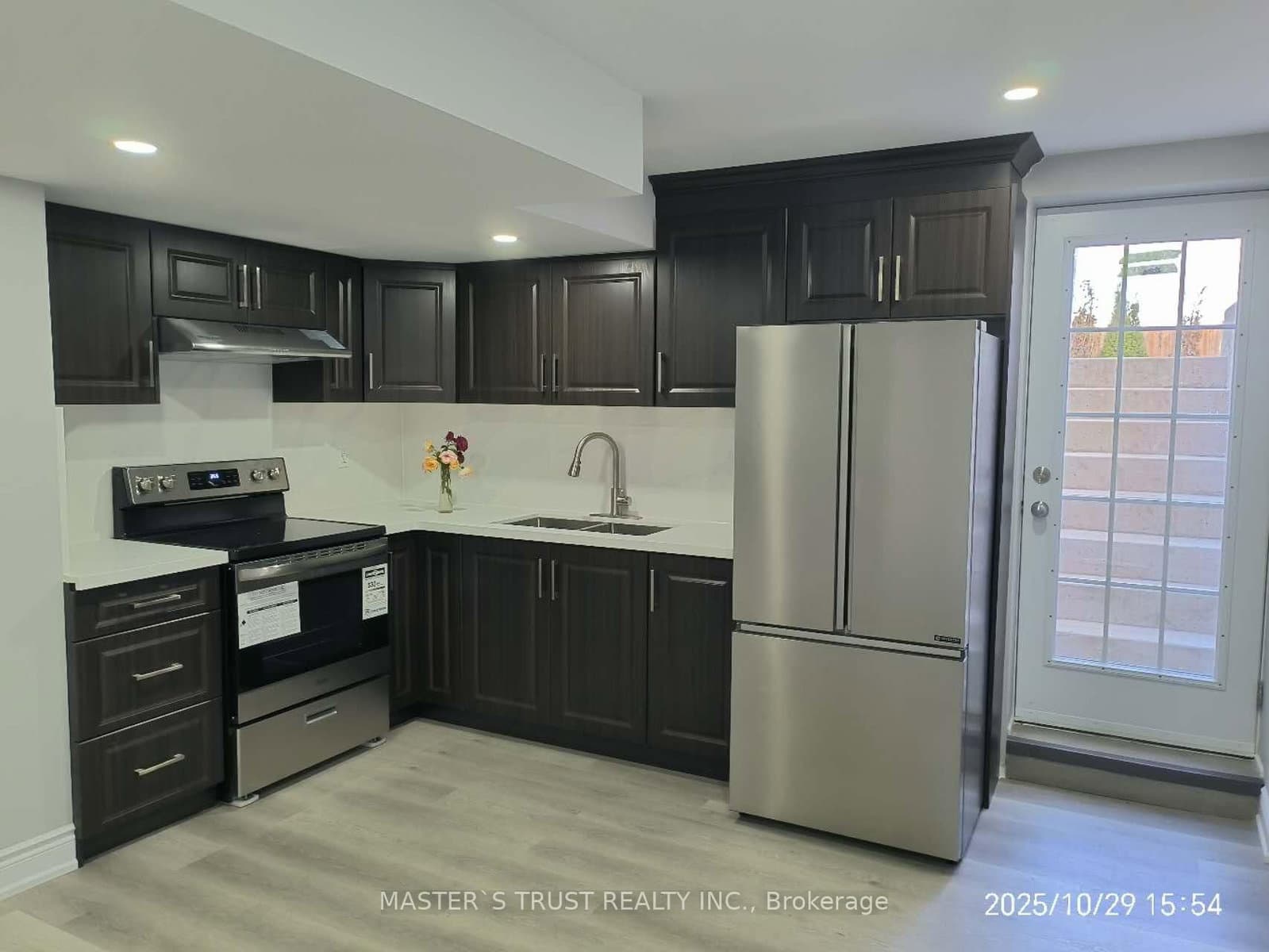 100 KIRVAN DR in Guelph - Property View