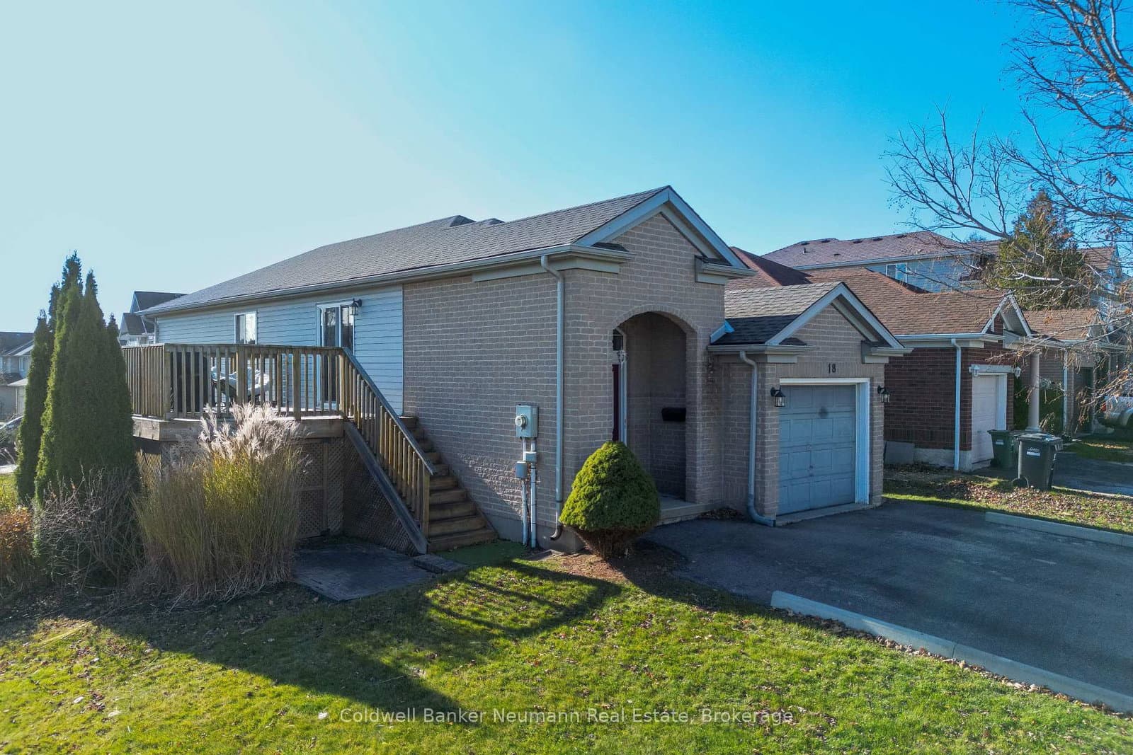 18 O'CONNOR LN in Guelph - Property View