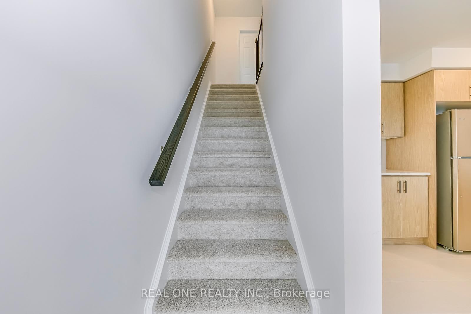 85 MULLIN DR in Guelph - Property View
