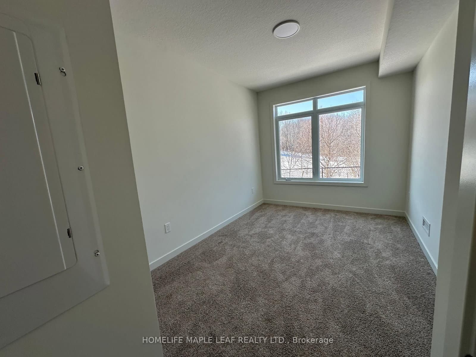 824 WOOLWICH ST in Guelph - Property View