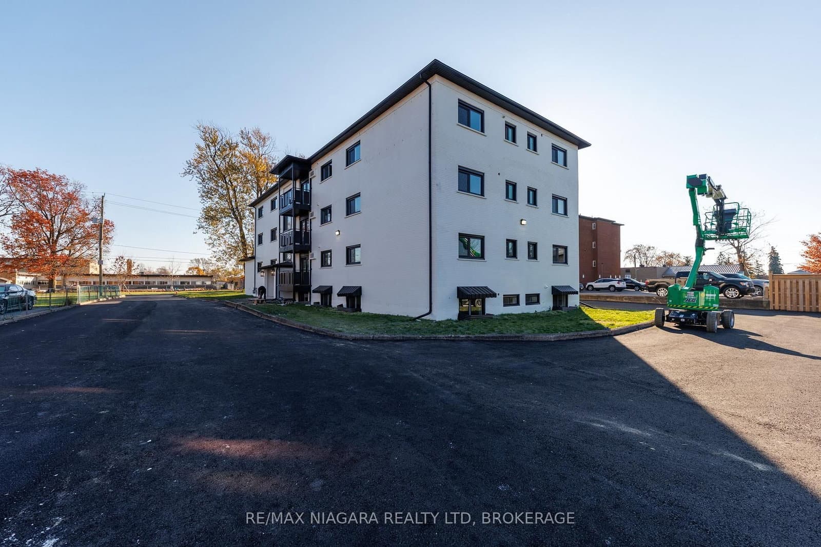 141 PLYMOUTH RD in Welland - Property View