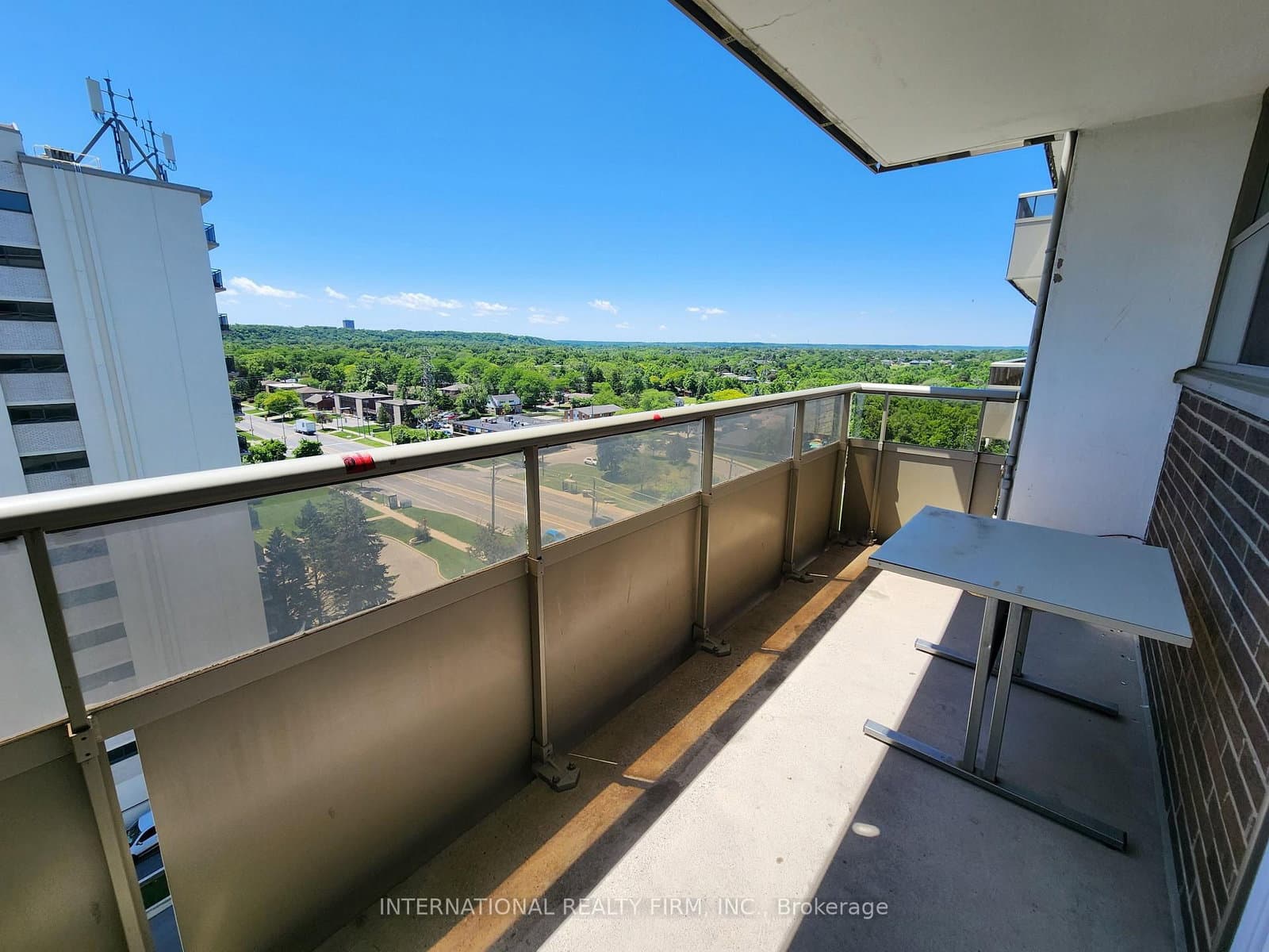 215 GLENRIDGE AVE in St. Catharines - Property View