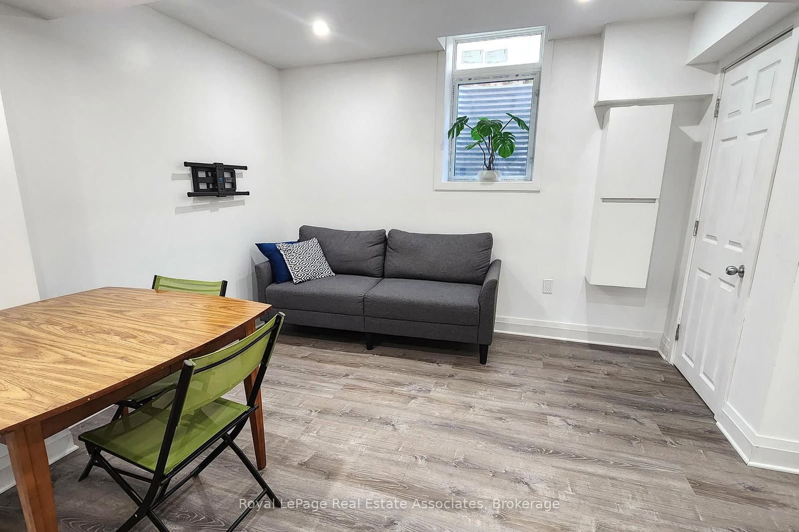 7 MARIA ST in St. Catharines - Property View